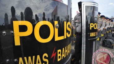 Polisi Temukan Celurit di Gerbang Tol Slipi 1, Milik Dua Pemuda Misterius?